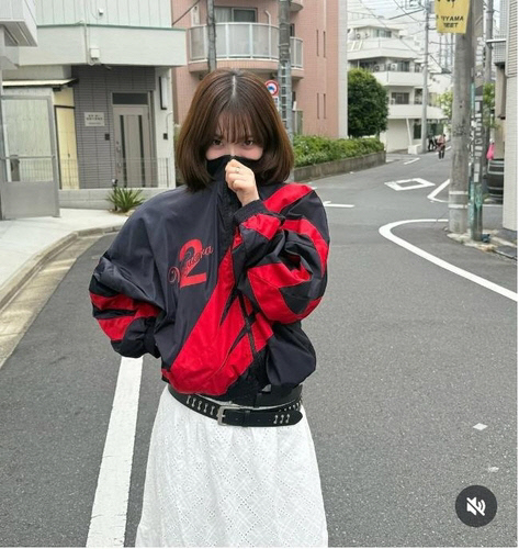 에스파의 카리나가 지난 27일 SNS에 올렸다 삭제한 사진.<카리나 SNS 캡처, 연합뉴스>